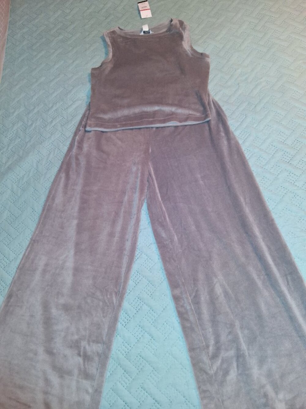 NEW Velour Wide Leg Lounge Set-size S